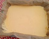 Foto del passaggio 2 della ricetta Tortine di pan di spagna con marmellata
