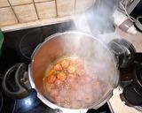 Φωτογραφία βήματος 2 της συνταγής Τουρλού με λουκάνικα