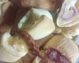 Foto del paso 4 de la receta: Rollitos de jamón, queso y salame