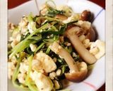 A picture of step 6 of [Silken Tofu] Stir-Fried Mizuna Greens.