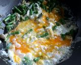A picture of step 3 of Kanya's Shrimps Fried rice.