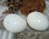 Foto del paso 6 de la receta: Huevos mollet con vermicelli y setas