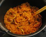 A picture of step 3 of Spaghetti Napolitan with Dried Daikon Radish Strips.