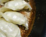 A picture of step 7 of Crispy Winged Gyoza with Grated Cheese.