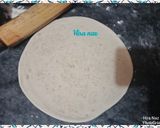 A picture of step 3 of Gur Paratha.
