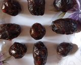 ખજૂર લાડુ (Khajoor Ladoo Recipe In Gujarati) રેસીપી સ્ટેપ2ફોટો