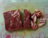 A picture of step 1 of Filling Ginger Fried Pork Belly.