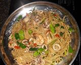 รูปขั้นตอนการทำที่ 4 ของ สปาเก็ตตี้ผัดขี้เมาทะเล