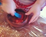 A picture of step 2 of Easy Strawberry Daifuku to Make with Kids.