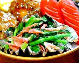 A picture of step 4 of Colorful Spinach and Sakura Shrimp Stir-fry.