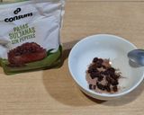 Foto del paso 3 de la receta: Desayuno de uvas 🍇 con yogur y pasas