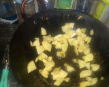 A picture of step 2 of Kanda Batata Poha.