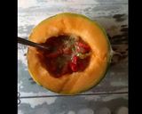 Une image de l'étape 2 de Melon au poivrons piment et sauce citronnée.