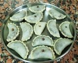મીની વોલનટ કોકો ઘુઘરા (Mini Walnut Coco Ghughra Recipe In Gujarati) રેસીપી સ્ટેપ4ફોટો
