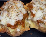 Foto langkah ke 6 dari resep Bolognese Baked Potato.