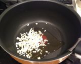 A picture of step 4 of Café-style Tomato Curry.