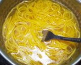 Foto langkah ke 1 dari resep Mie Goreng Solaria.