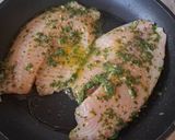 A picture of step 3 of White Fish Fillets Marinated with Cilantro and Olive Oil.