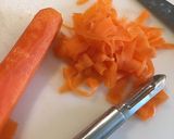 A picture of step 1 of Thai-Style Rice Salad.