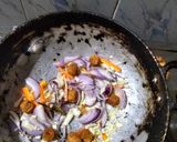 A picture of step 3 of Soya vegetable semi fried rice.