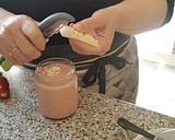 Foto del paso 6 de la receta: Smoothie de Fresas, Plátano y Aguacate