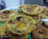 Foto langkah ke 7 dari resep Quiche (Pie Asin) Brokoli Sosis.