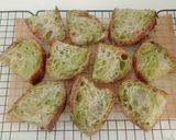 Foto langkah ke 32 dari resep Flaxseeds Pandan Swirl Sourdough Bread.