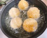 A picture of step 6 of Potato Croquette Bomb.