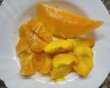 Foto del paso 1 de la receta: Smoothie melón-durazno-naranja