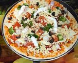 A picture of step 5 of Cheesy pan pizza.