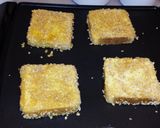 A picture of step 2 of Crusted french toast with banana puree.