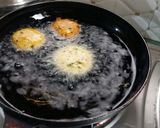 A picture of step 6 of Poha vada.