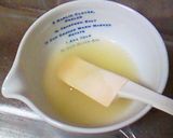 A picture of step 1 of Luxurious Vanilla Milk Blancmange.