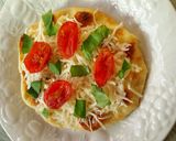 A picture of step 6 of Naan Pizza.