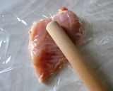 A picture of step 1 of Bite Sized Rolled Chicken Steaks.