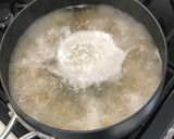 A picture of step 4 of Pasta puttanesca.