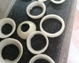 Une image de l'étape 3 de 🧅Beignets d'oignons.