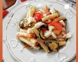 Foto del passaggio 11 della ricetta CANNEROZZI con zucchine pomodorini tonno e basilico