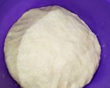 A picture of step 2 of Aloo walay nan.