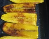 Foto langkah ke 3 dari resep Pisang Bakar Cokelat Mozzarella.