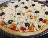 A picture of step 3 of Creamy Sauce Pizza 🍕🍕.
