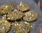 अळू वडी (alu vadi recipe in marathi) रेसिपी स्टेप 4 फोटो 