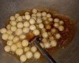 Foto langkah ke 8 dari resep Bola-bola Ubi Madu.