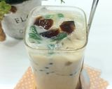 Foto langkah ke 6 dari resep Es Susu Kopi Jelly Cincau.