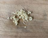 Foto del paso 1 de la receta: Arroz salteado con ajo en microondas