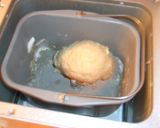 A picture of step 6 of So Cute! Turtle-Shaped Melon Bread.