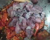 Foto langkah ke 3 dari resep Sambal Tinta Cumi Segar.