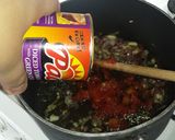 A picture of step 3 of Spicy Tomato Soup.