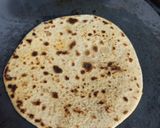A picture of step 4 of Sweet parantha.
