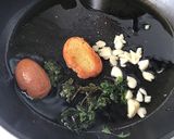 Foto del paso 1 de la receta: Patatas antiguas rehogadas con huevos